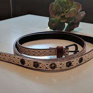Lace Belt EUC